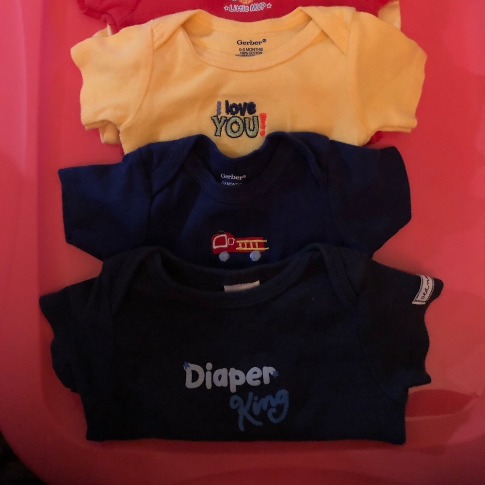 Bundle of 0-3 months onesies